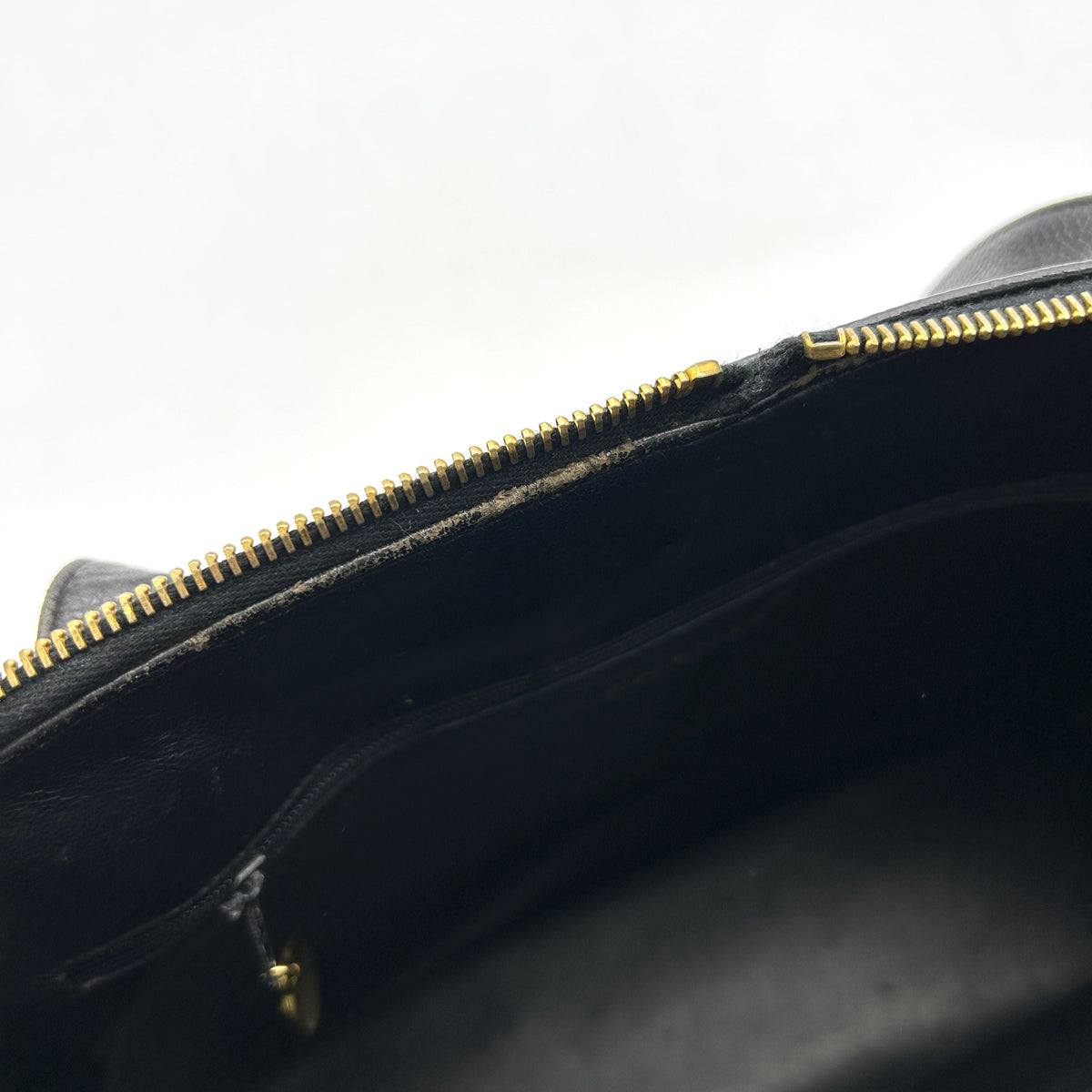 Chanel Shoulder Bag - Tiana Bags
