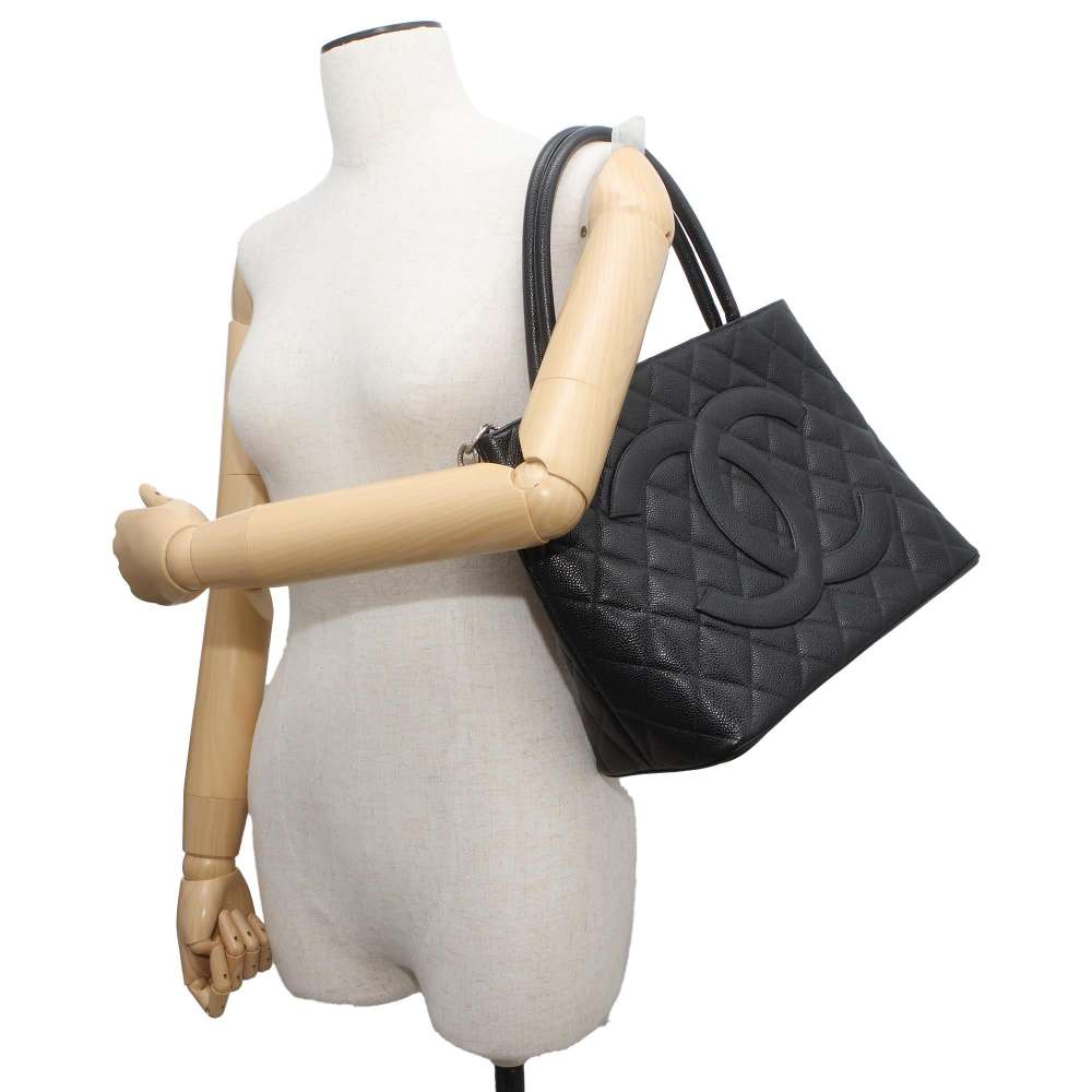 Chanel Tote Bag - Tiana Bags