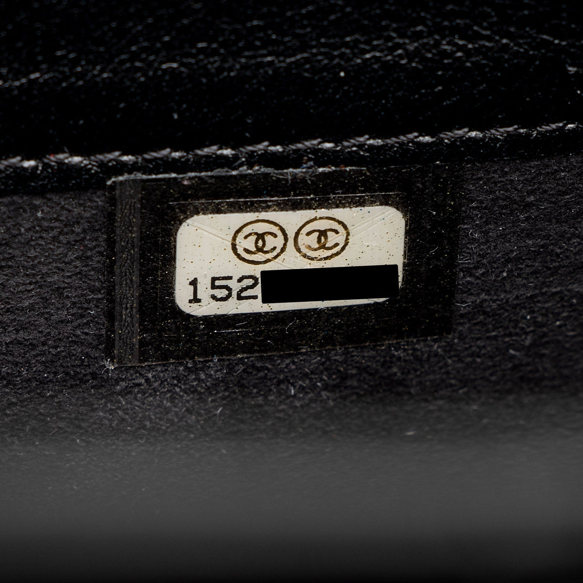 Chanel Patent Leather CC Brilliant iPad Case (SHF-erdd74) Handbag