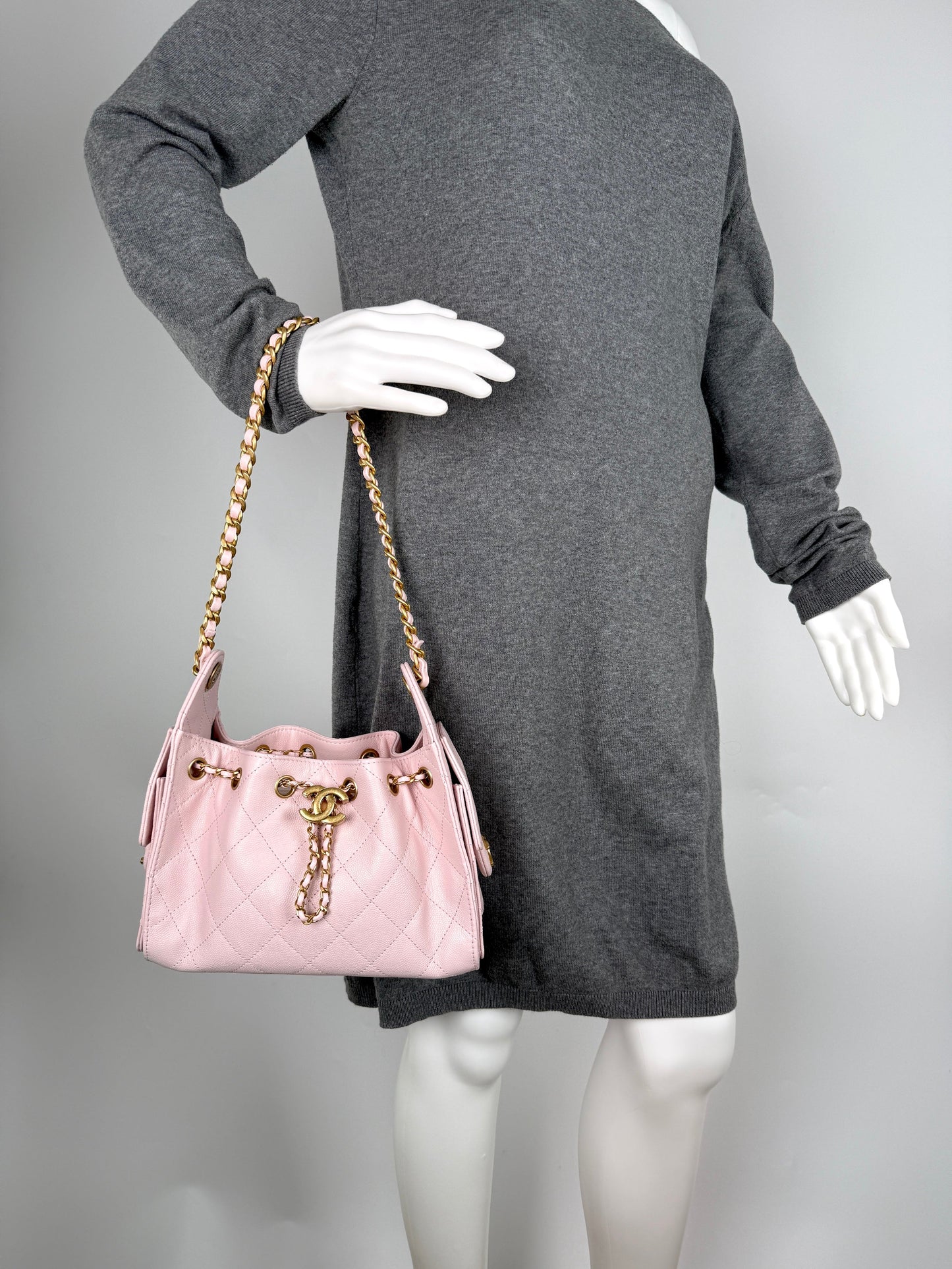 New CHANEL 25 Mini Pink Quilted Caviar Leather Shoulder Bag