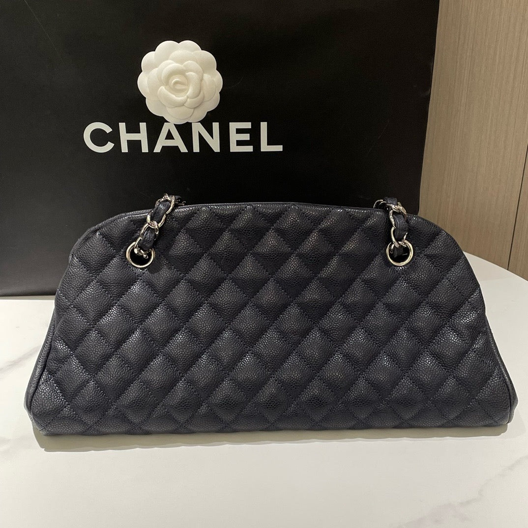 Chanel Handbag Bag - Tiana Bags