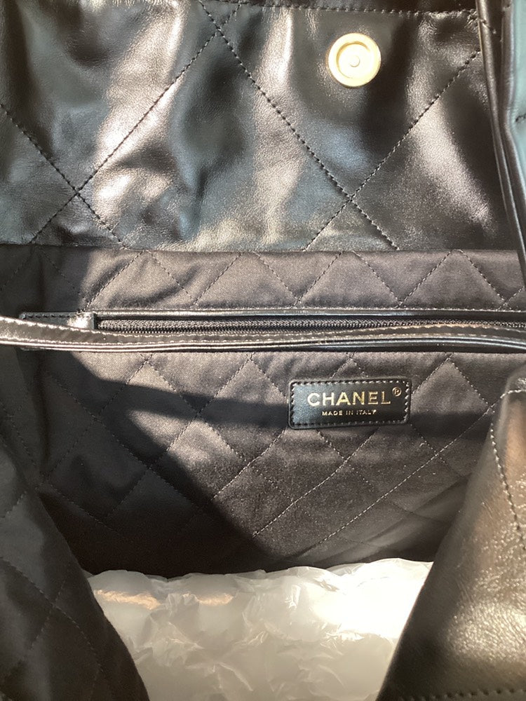 Chanel Shoulder Bag - Tiana Bags