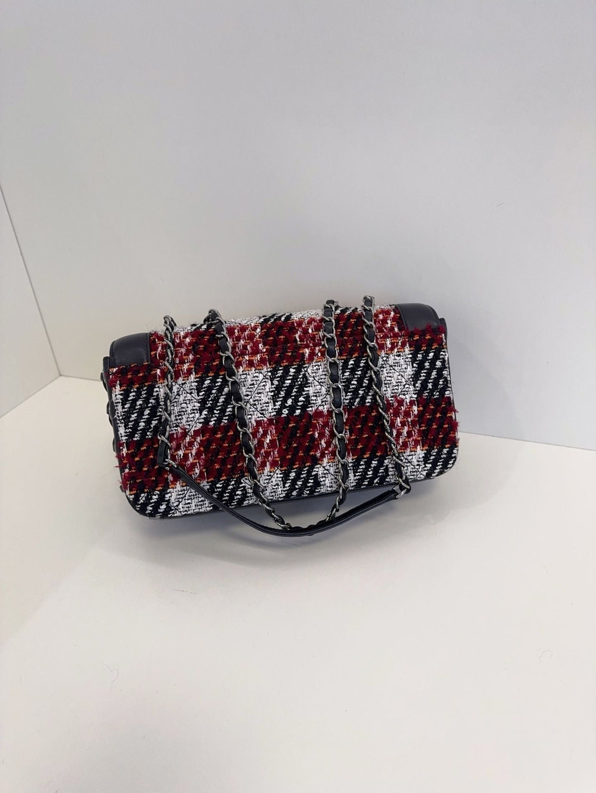 Chanel Handbag Bag - Tiana Bags