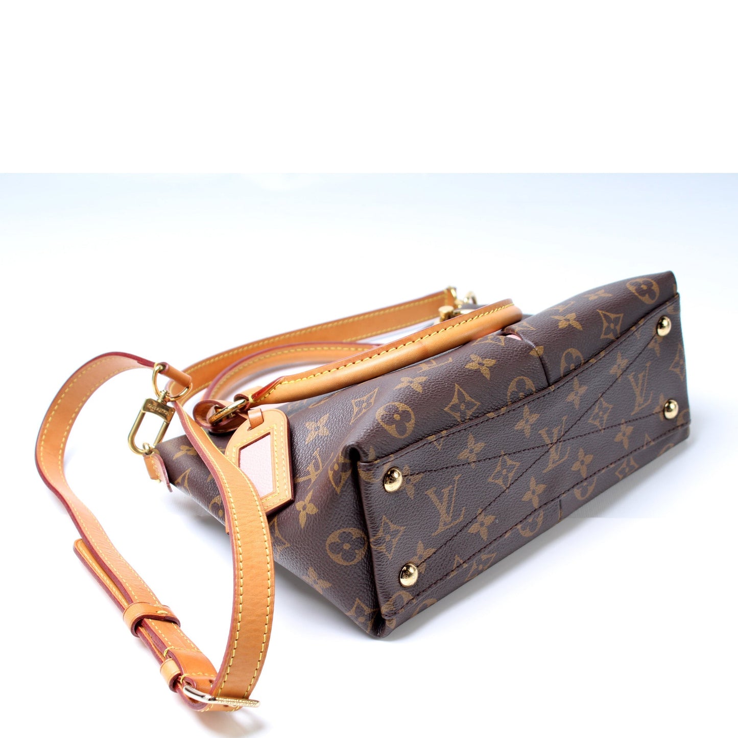 Louis Vuitton V Tote BB Monogram