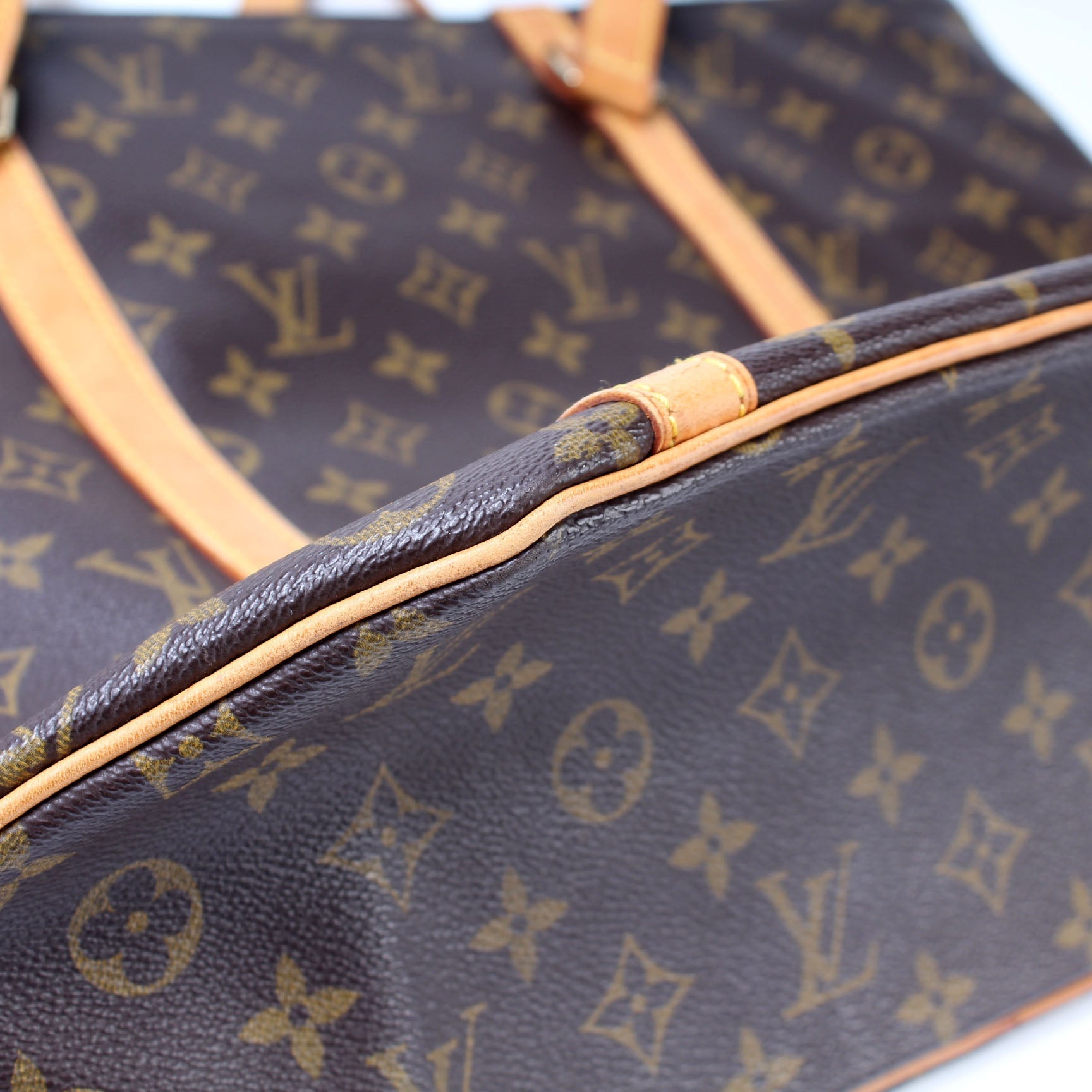 Louis Vuitton Sac Shopping Tote