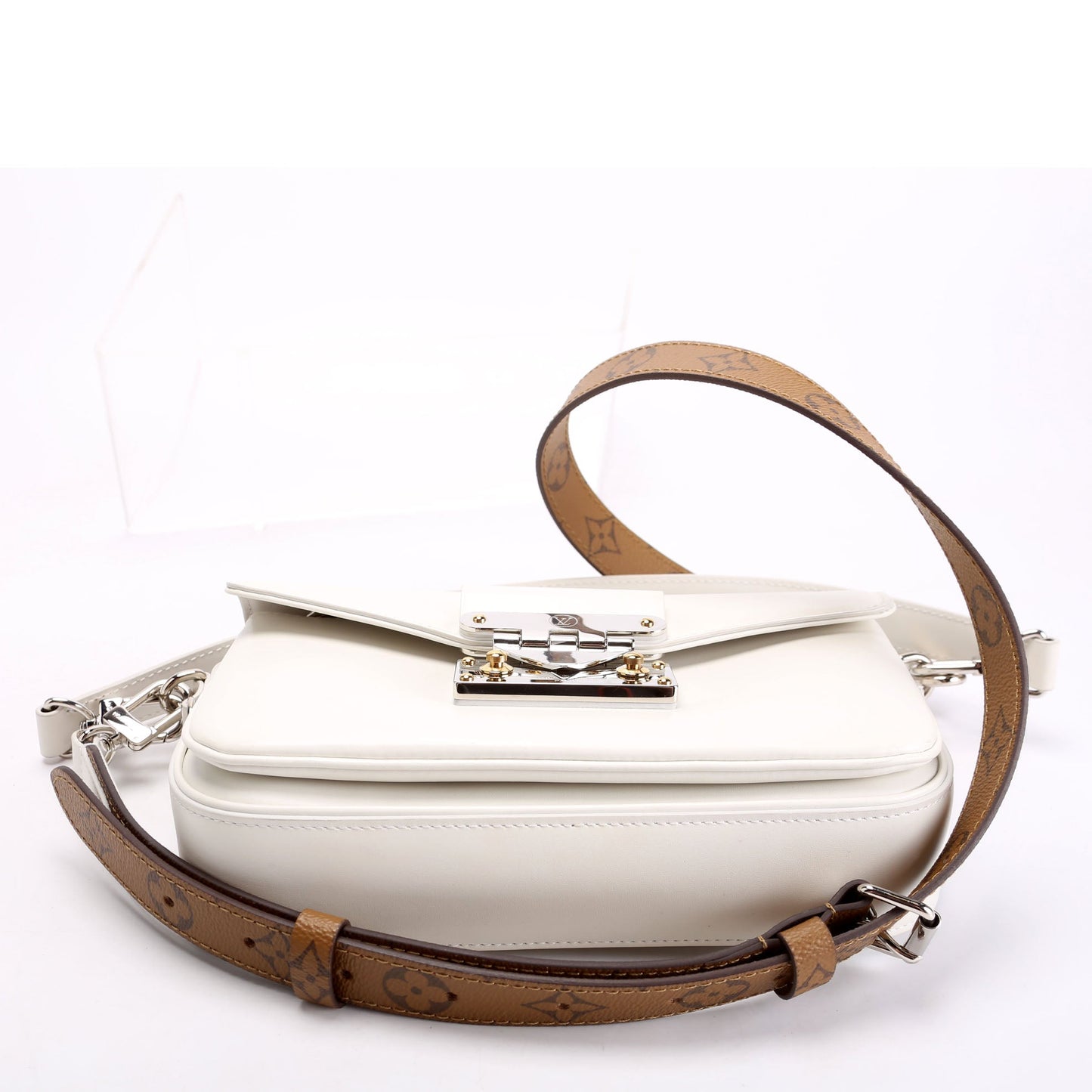 Louis Vuitton Swing Bag Reversed Monogram Calfskin White/Brown