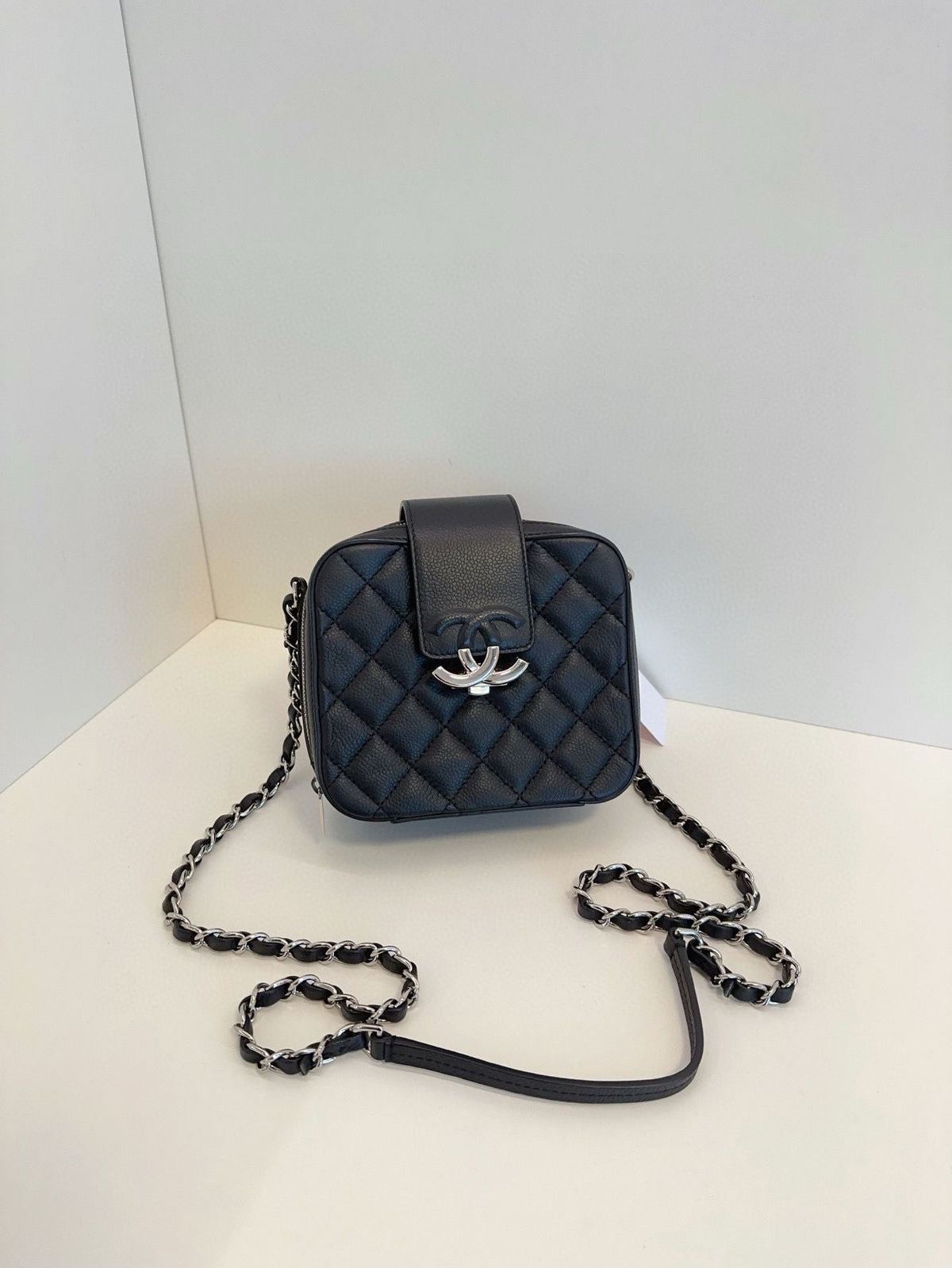 Chanel Handbag Bag - Tiana Bags