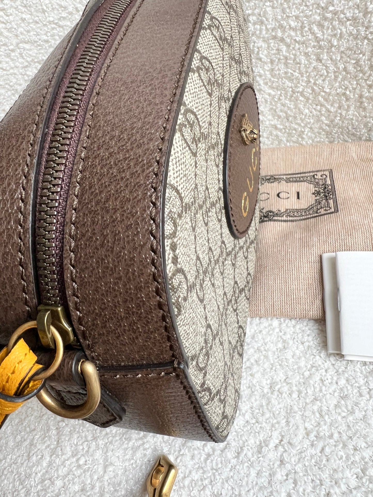 Gucci Neo  GG Supreme Messenger Bag (RRP £1310)