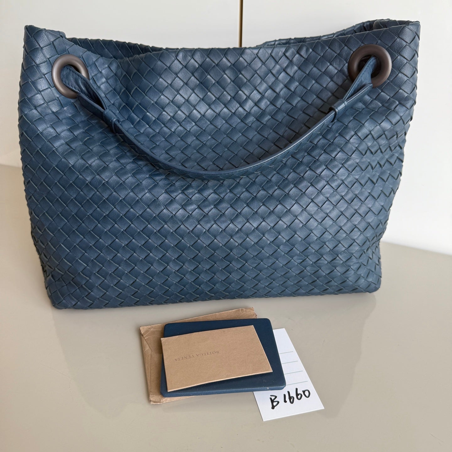 Bottega Veneta Garda Shoulder Bag Intrecciato Nappa Leather Navy Large 33cm