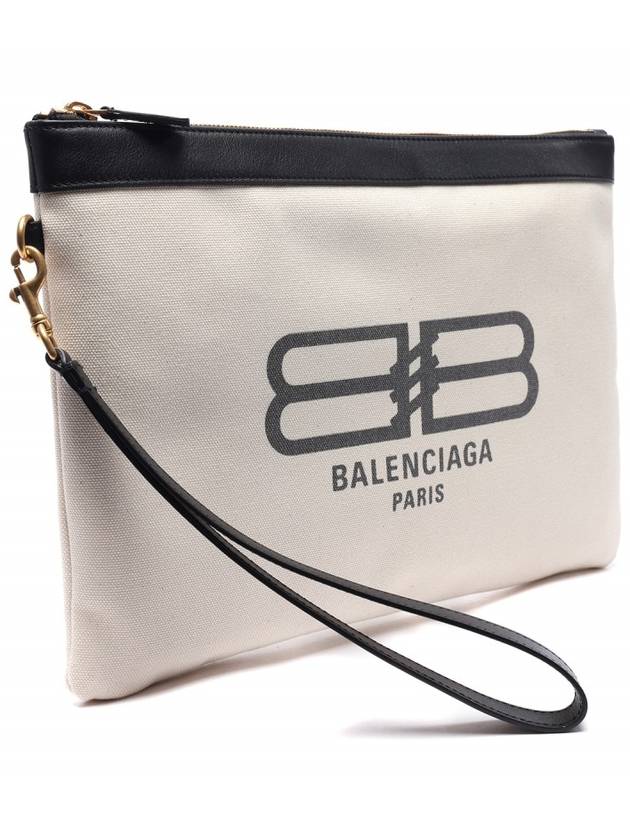 Luxury Balenciaga Trending 2025 Flat Jumbo Clutch Bag Ivory