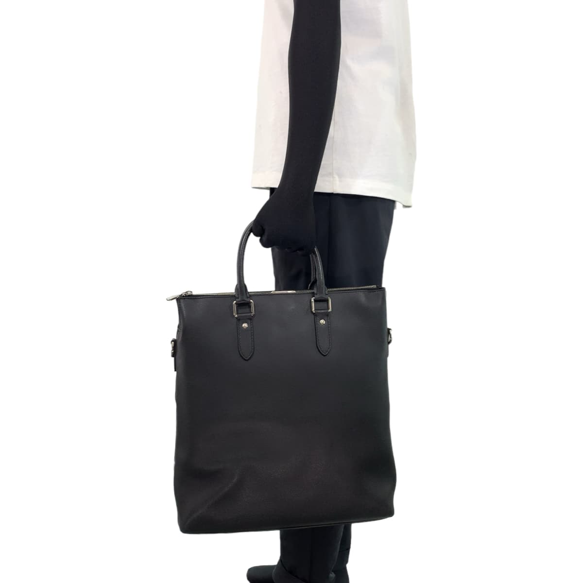 LOUIS VUITTON Business bag M33433 Taiga Noir black black Tote Bag Business bag Taiga Anton Tote mens