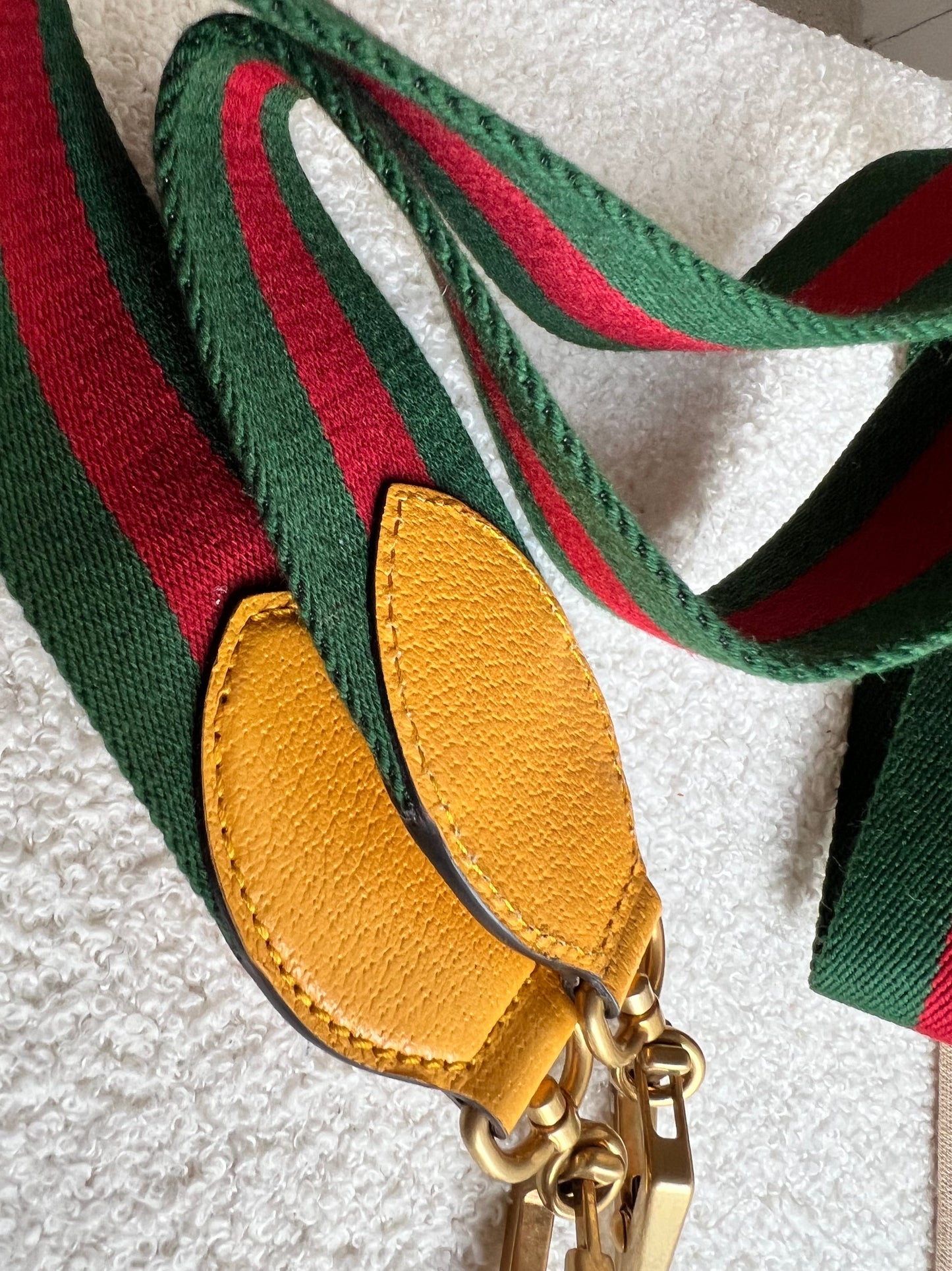 Gucci Neo  GG Supreme Messenger Bag (RRP £1310)