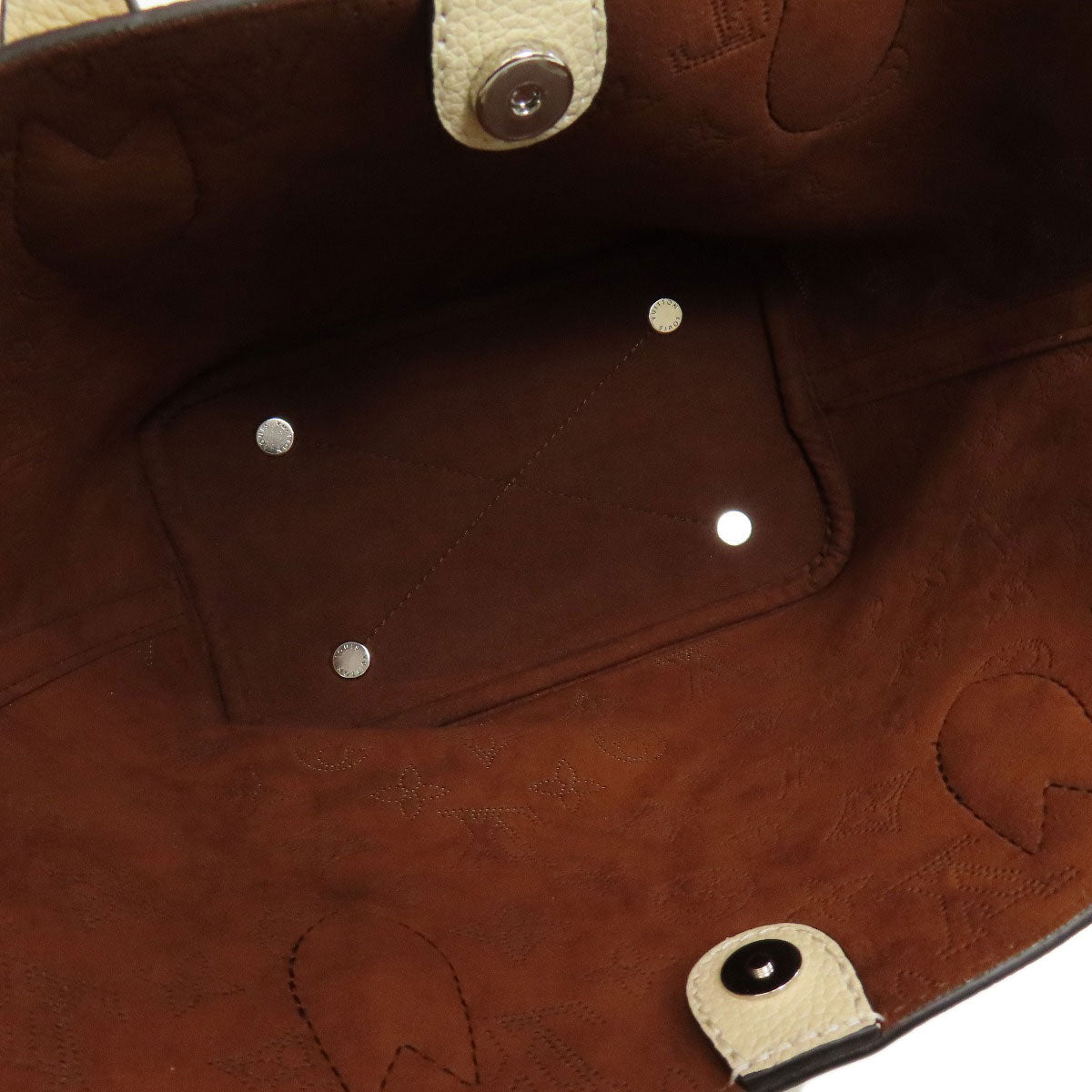 LOUIS VUITTON Handbag M21909 Mahina leather beige Blossom PM Women
