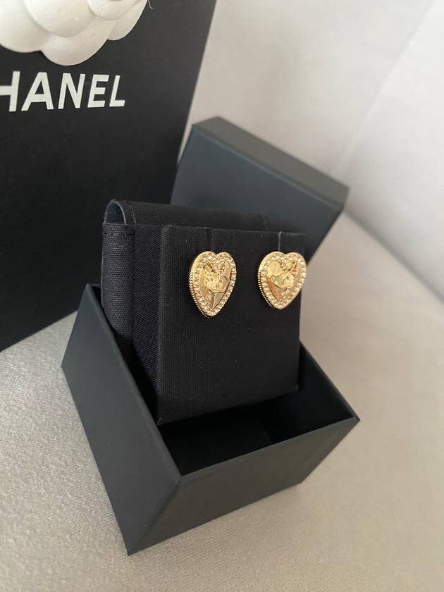 Chanel Handbag - Tiana Bags