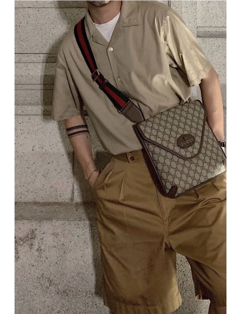 Gucci Neo  GG Medium Messenger Bag