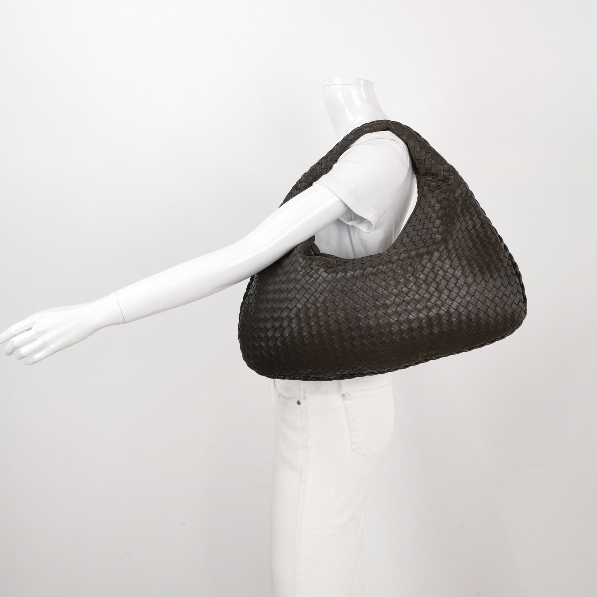 Bottega Veneta Veneta Hobo Dark Chocolate Brown Intrecciato Leather Bag 48cm