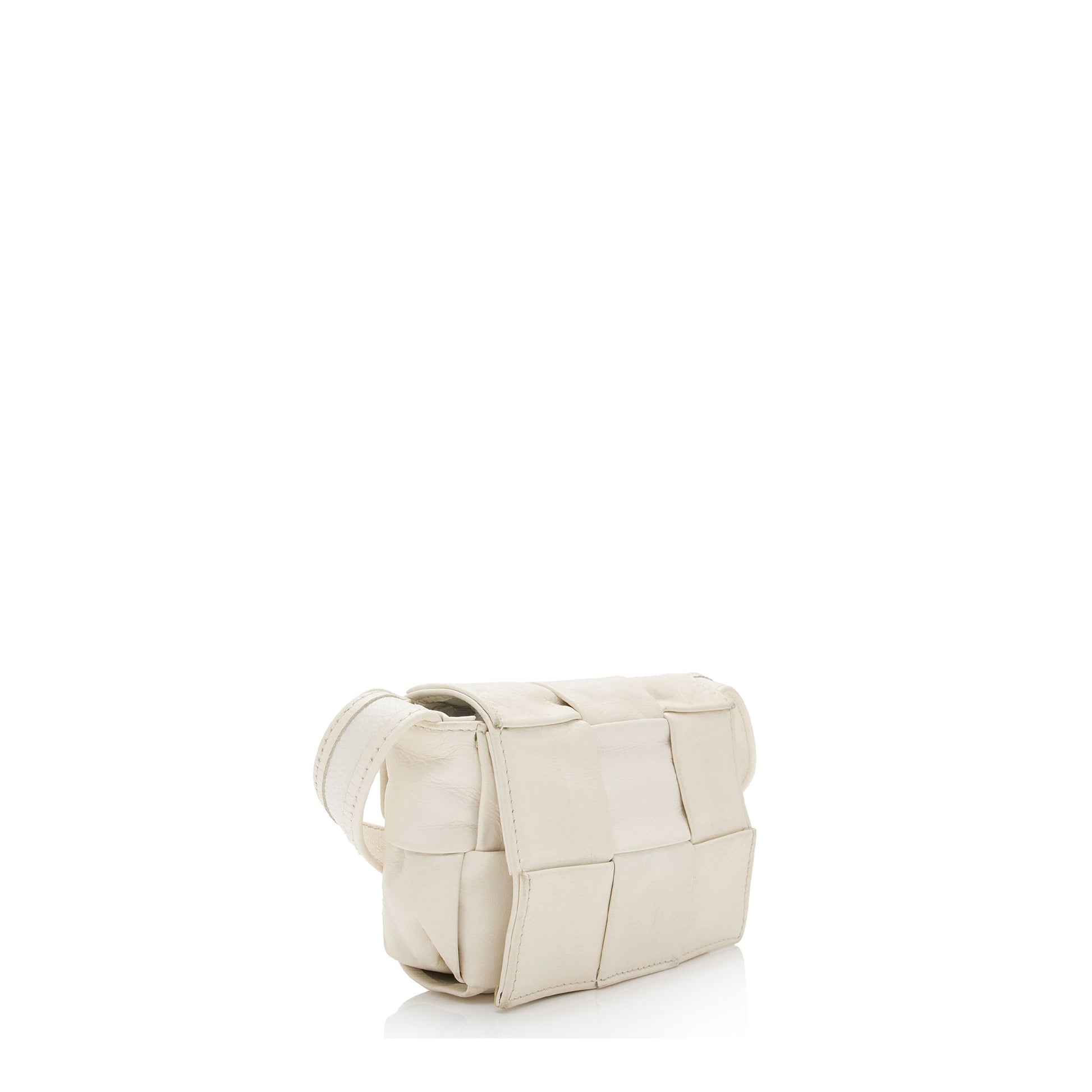 Luxury Bottega Veneta Calfskin Candy Cassette Crossbody (SHF-8XUpjP)
