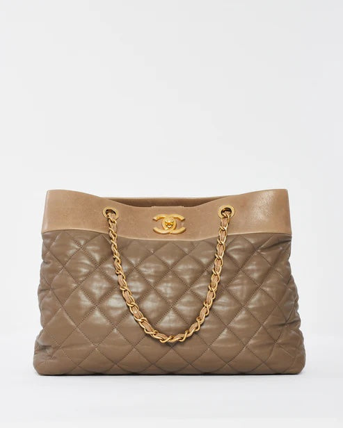CHANEL QUILTED CALFSKIN LEATHER LARGE SOFT ELEGANCE TOTE BAG-HS