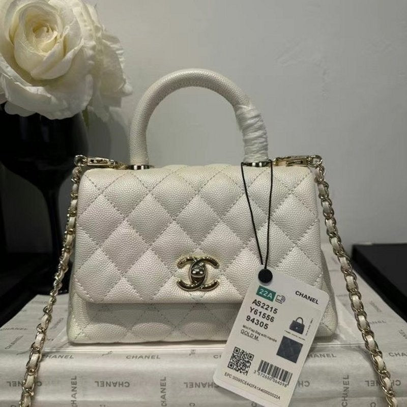 Chanel Coco Handle Bag BG0525043