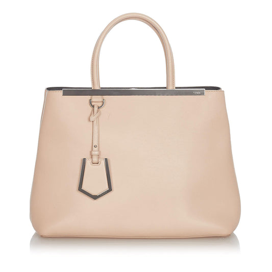 Fendi Medium 2Jours Leather Tote Bag (6QhRXM)