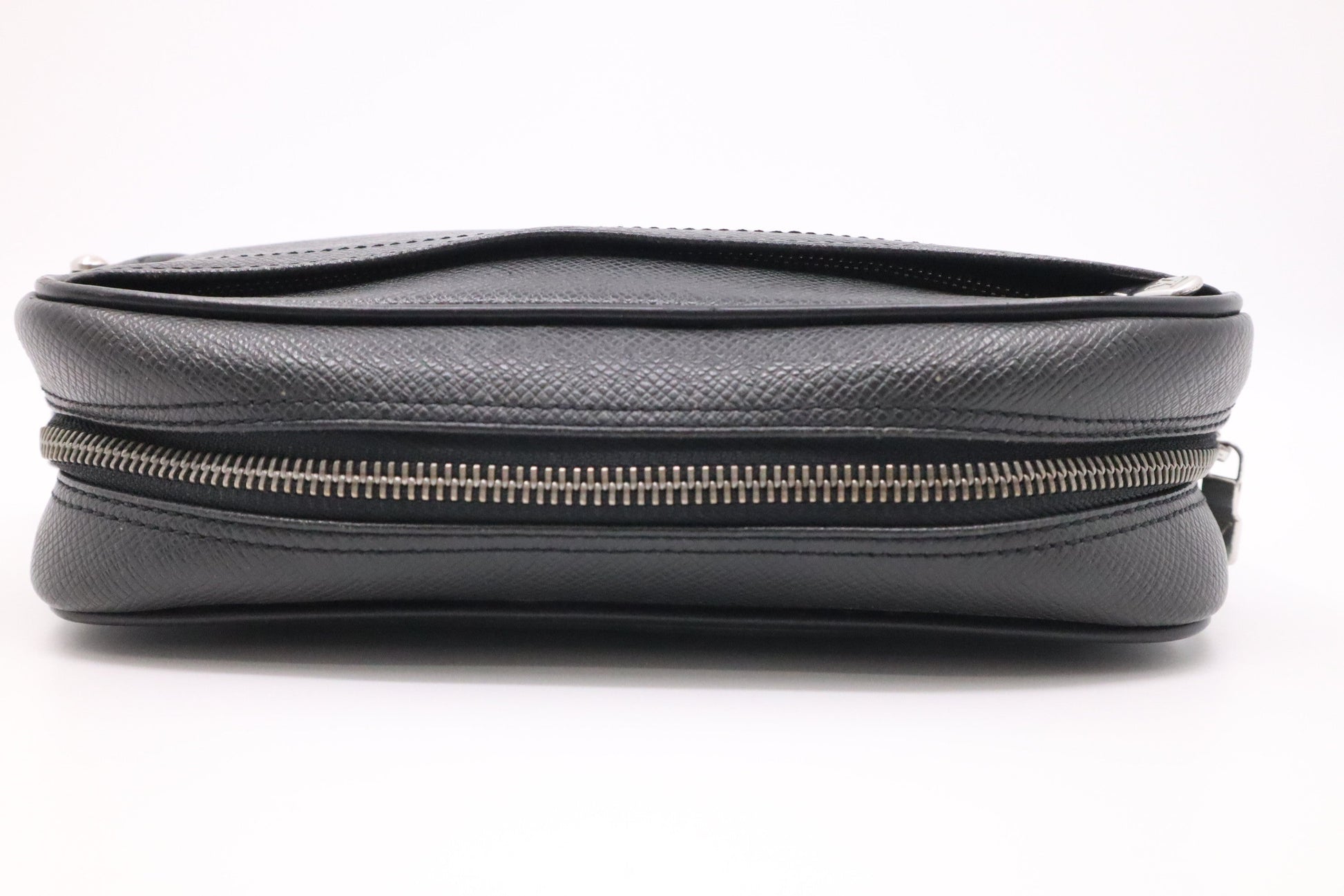 Louis Vuitton Wrist Bag in Dark Grey Taiga Leather