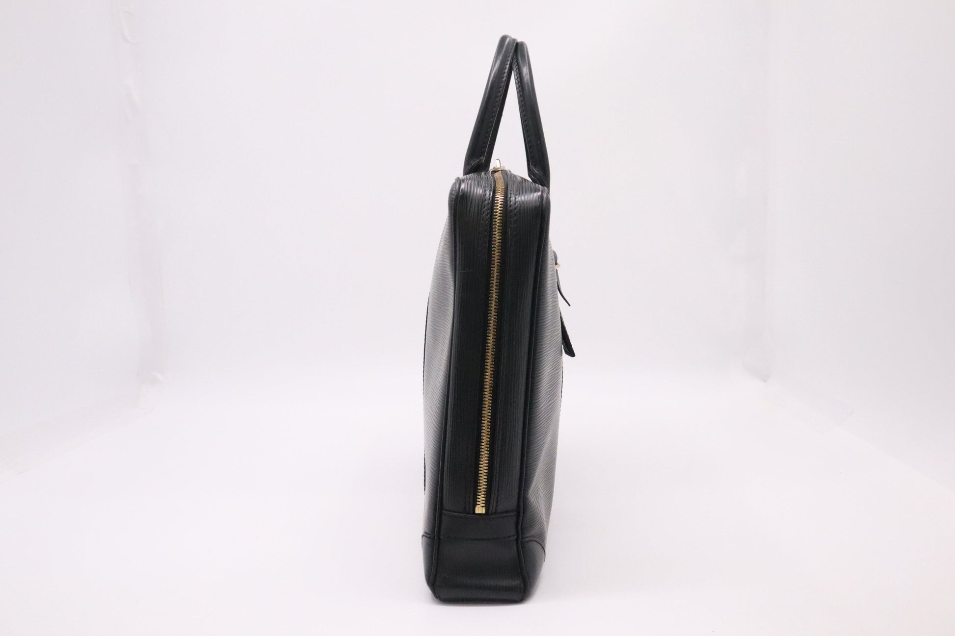Louis Vuitton Porte Documents Voyage Business Bag in Black Epi Leather