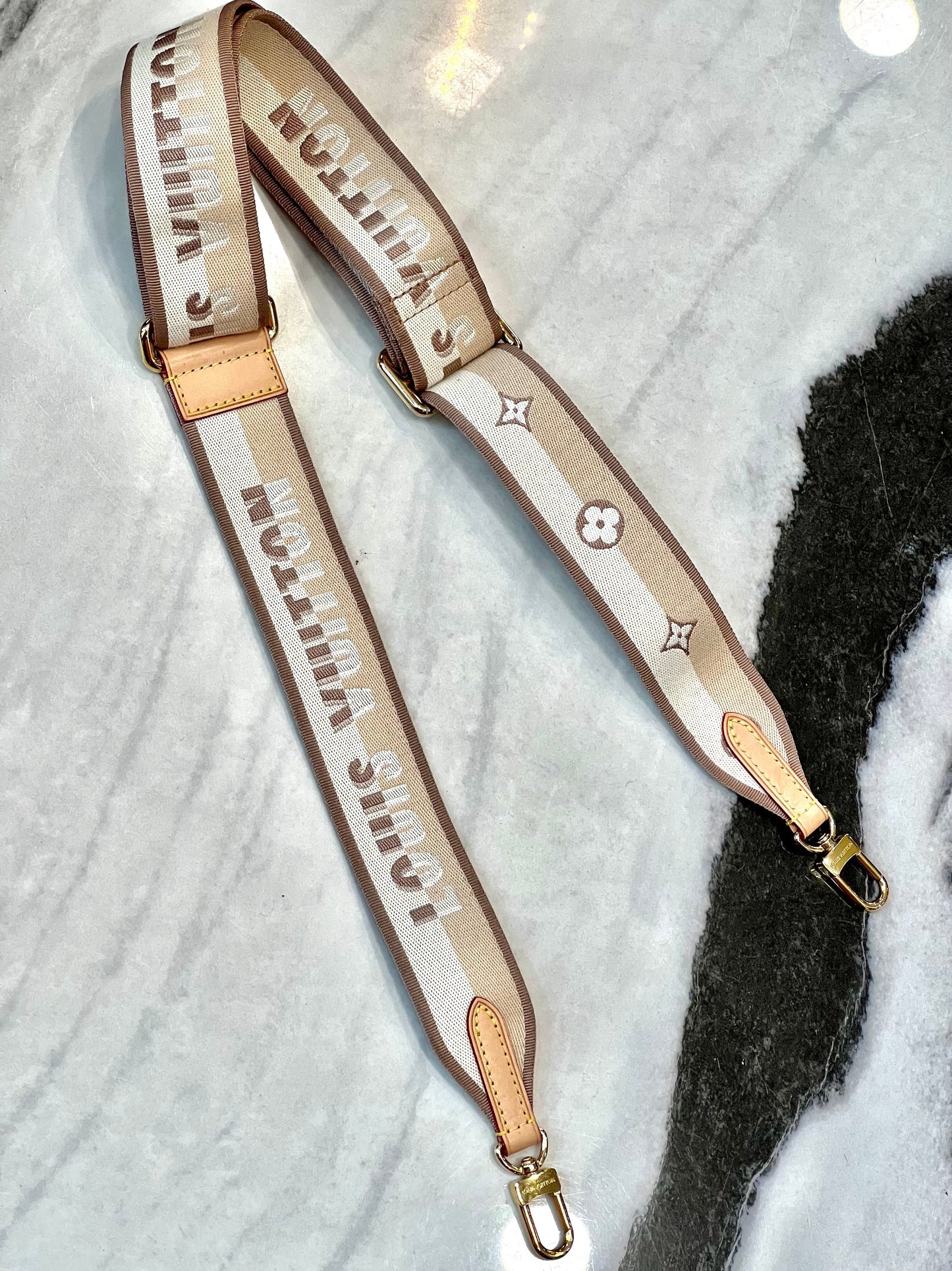 LOUIS VUITTON BANDOULIÈRE 20 SHOULDER STRAP