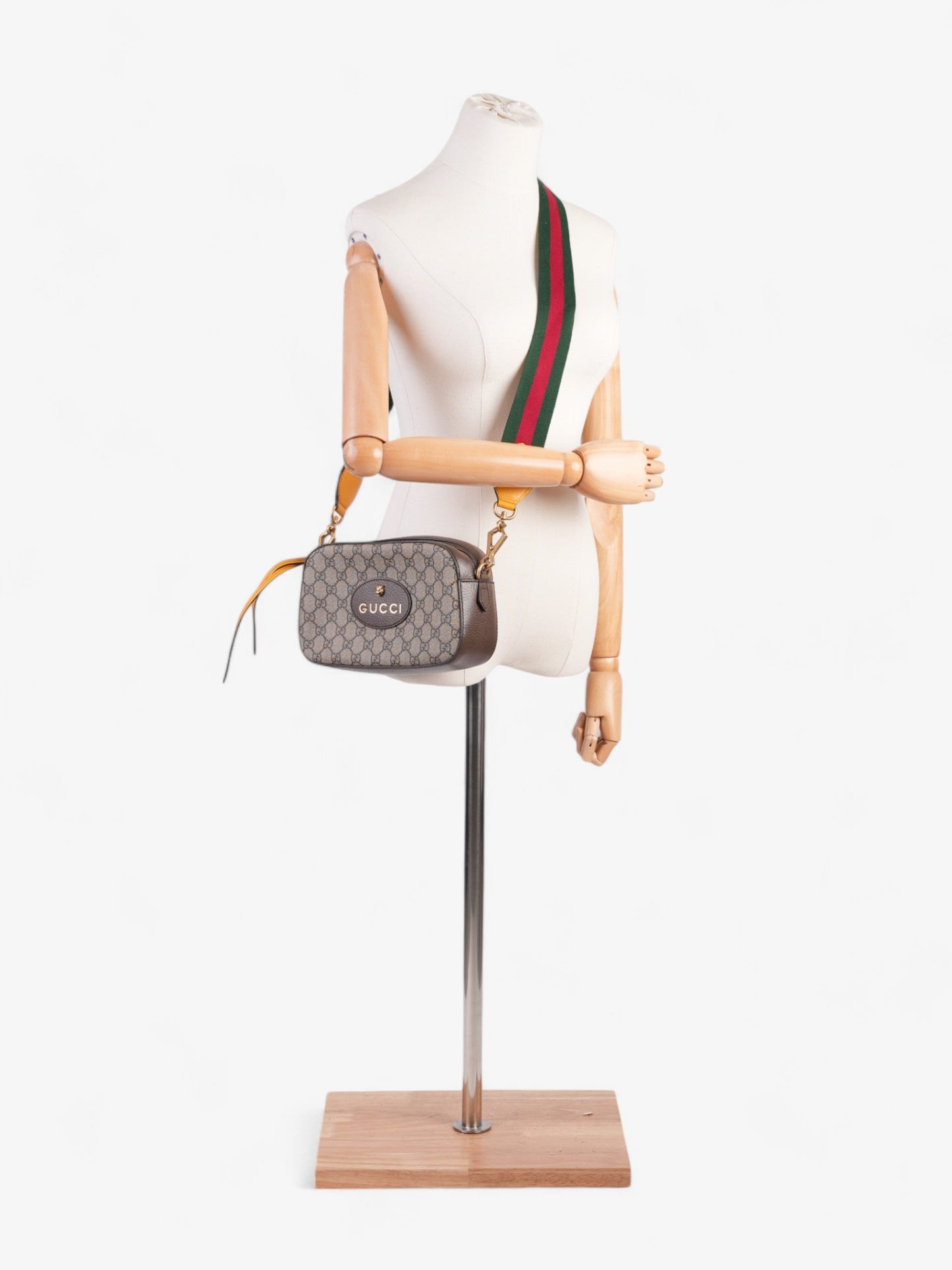Gucci Neo  GG Bag GG Supreme / Brown Coated Canvas