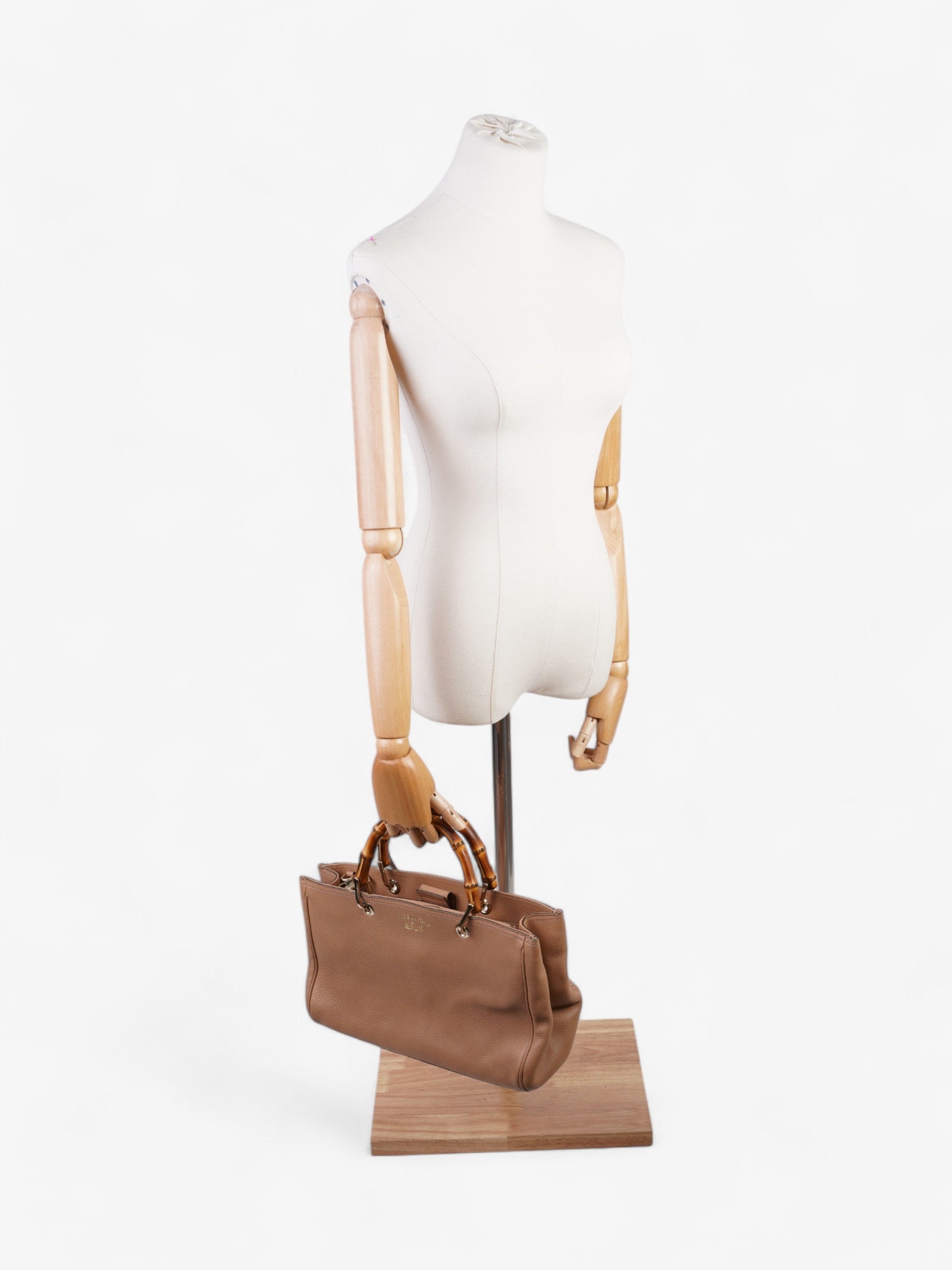 Gucci Bamboo Shopper Tote Beige Leather Medium
