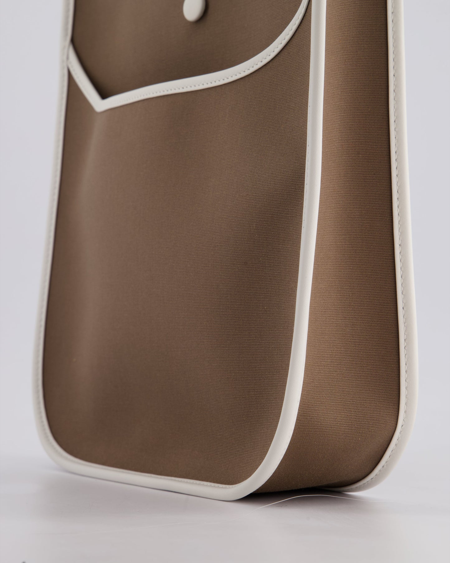 Hermes Evelyne 29 in Neo Etoupe Canvas and White with Palladium Hardware