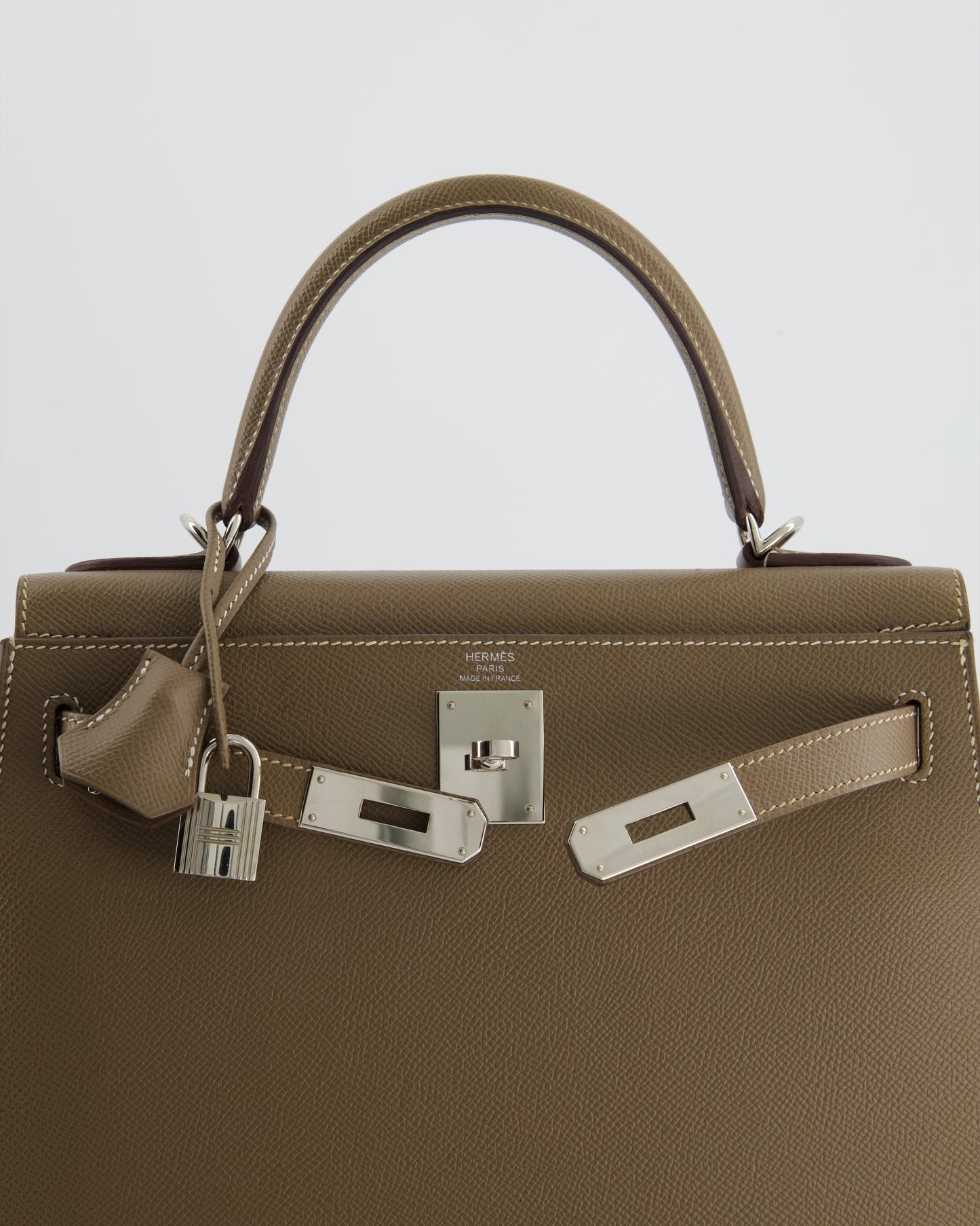 Hermes Kelly 28 Sellier Bag in Etoupe Epsom Leather with Palladium Hardware