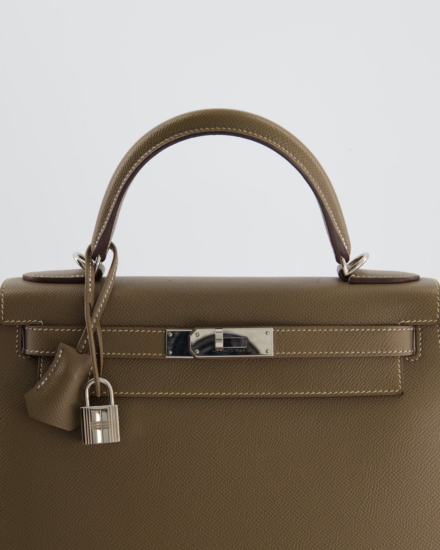 Hermes Kelly 28 Sellier Bag in Etoupe Epsom Leather with Palladium Hardware