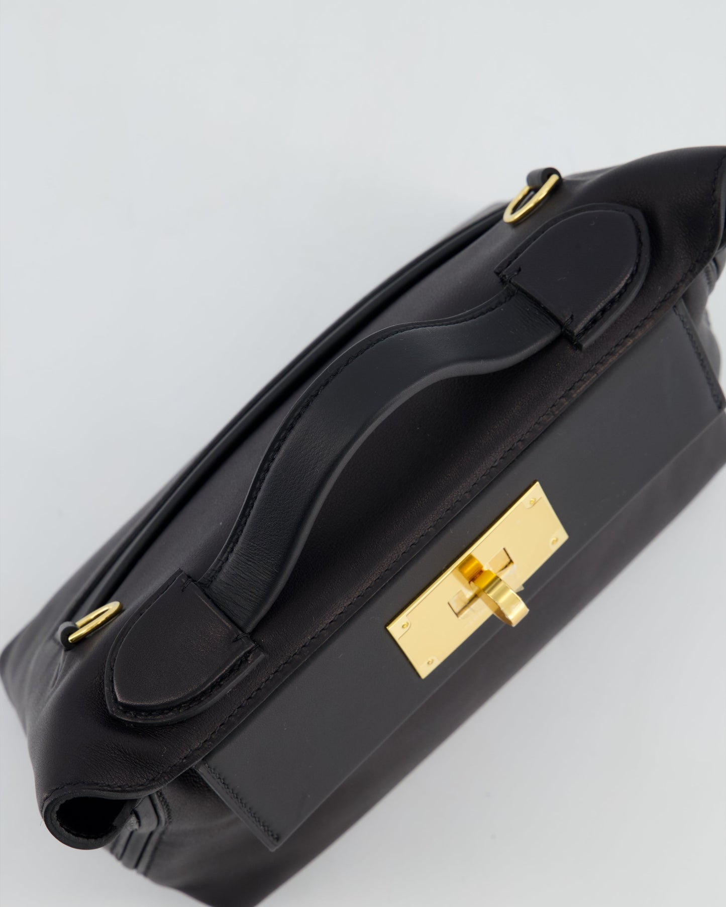 *RARE* Hermes 24/24 21 Bag in Noir Volupto and Noir Swift Leather with Gold Hardware