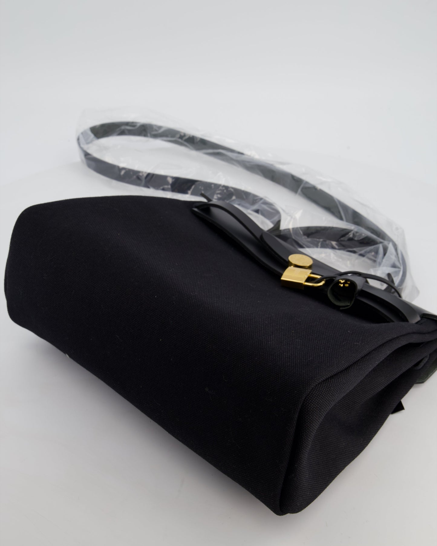 Hermes Herbag 31 Zip Bag in Noir Toile Officier Canvas, Noir Vache Hunter Leather with Gold Hardware