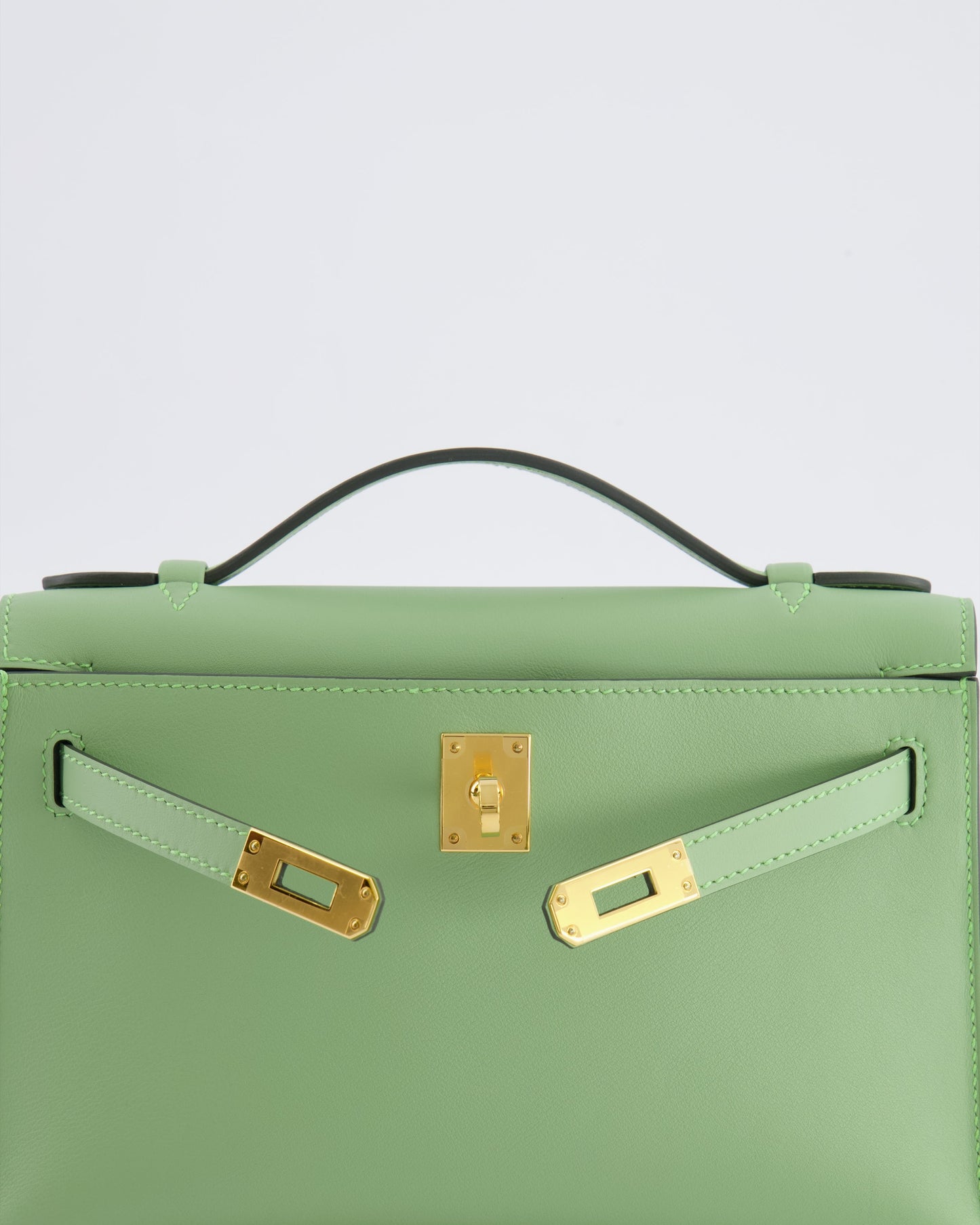 *HOT COLOUR* Hermes Mini Kelly Pochette Bag in Vert Criquet Swift Leather with Gold Hardware