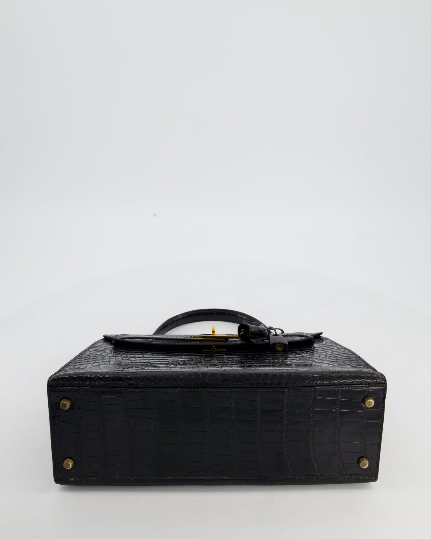 *HOT* Hermes Vintage Kelly 32 Sellier Bag in Noir Porosus Crocodile Leather with Gold Hardware