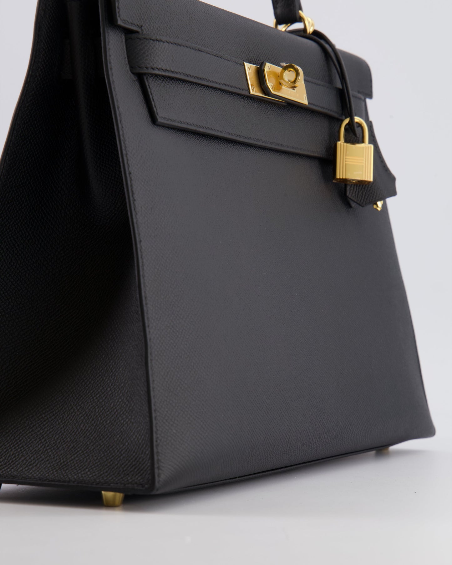 Hermes Kelly 32 Sellier Bag in Noir Epsom Leather with Gold Hardware