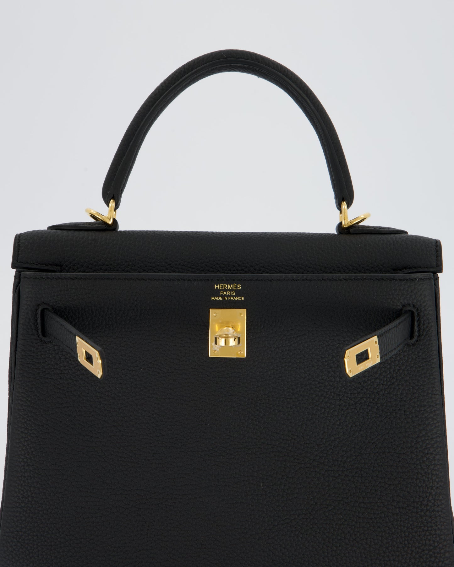 Hermes Kelly 25 Retourne Bag in Noir Togo Leather with Gold Hardware