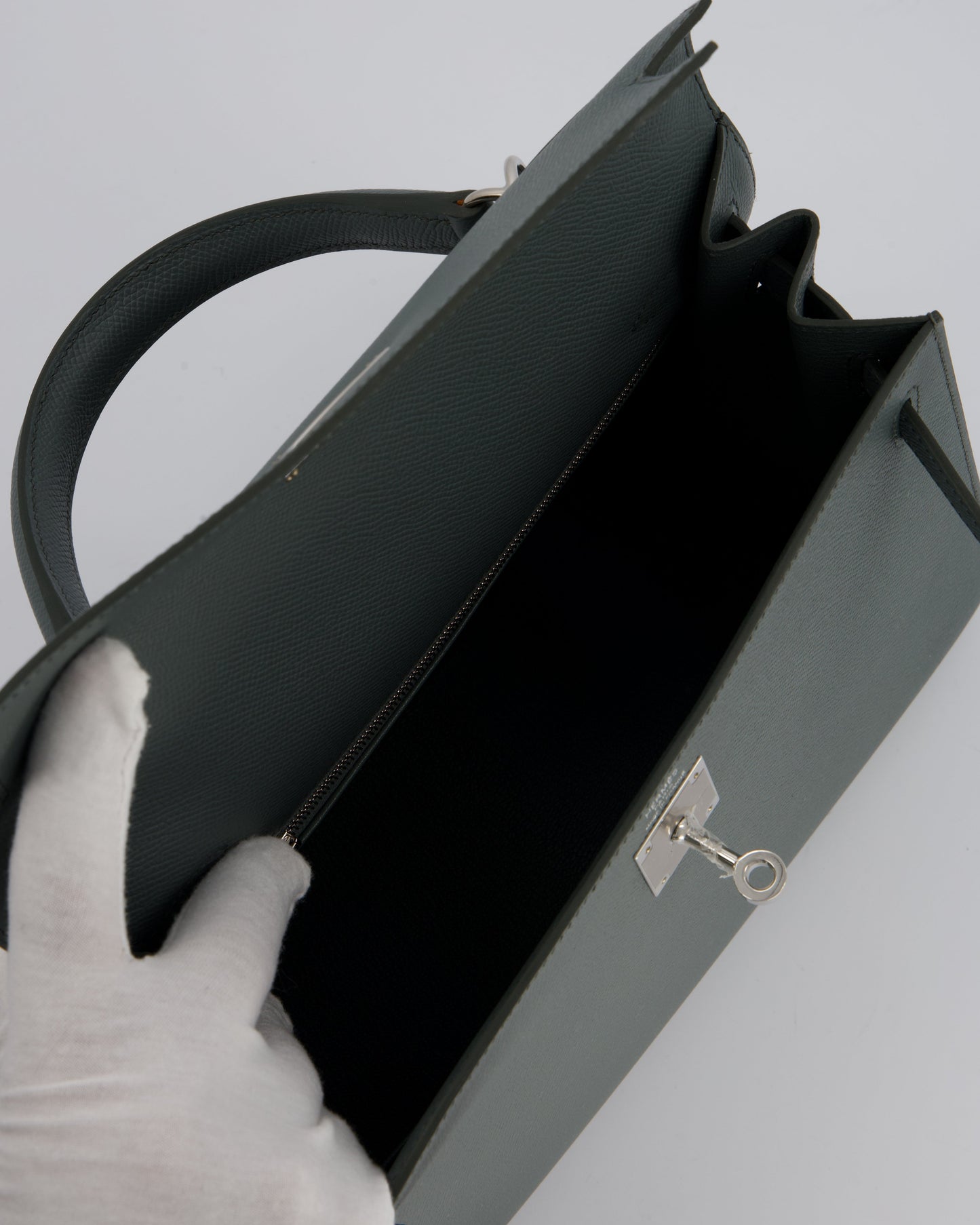 Hermes Kelly 28 Sellier Bag in Vert Amande Epsom Leather with Palladium Hardware