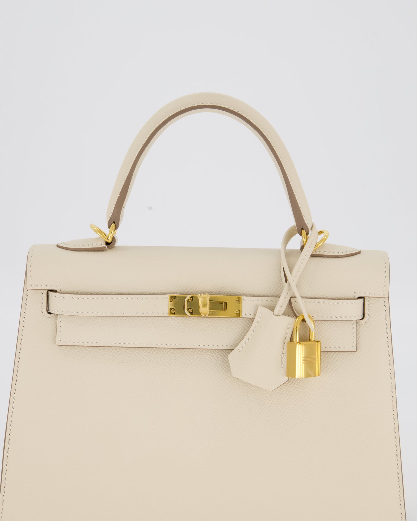 Hermes Kelly 25 Sellier Bag in Craie Epsom Leather and Gold Hardware