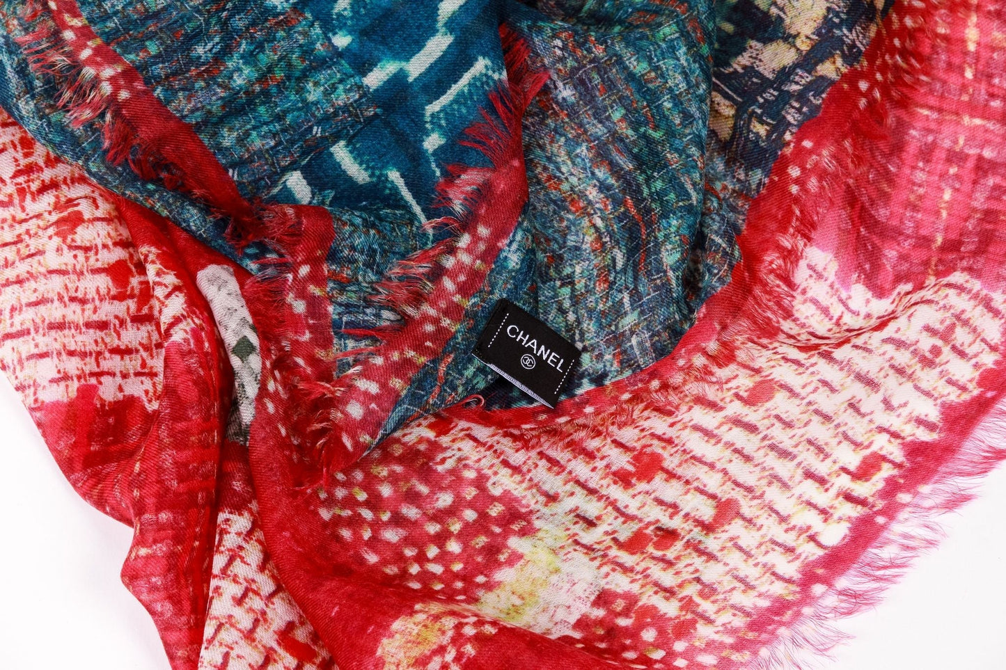 Chanel new tweed print red/green cashmere