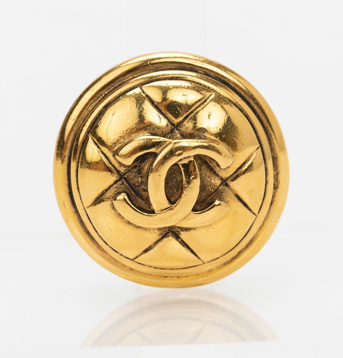 Chanel 80s Quilted Vintage Pin Gold