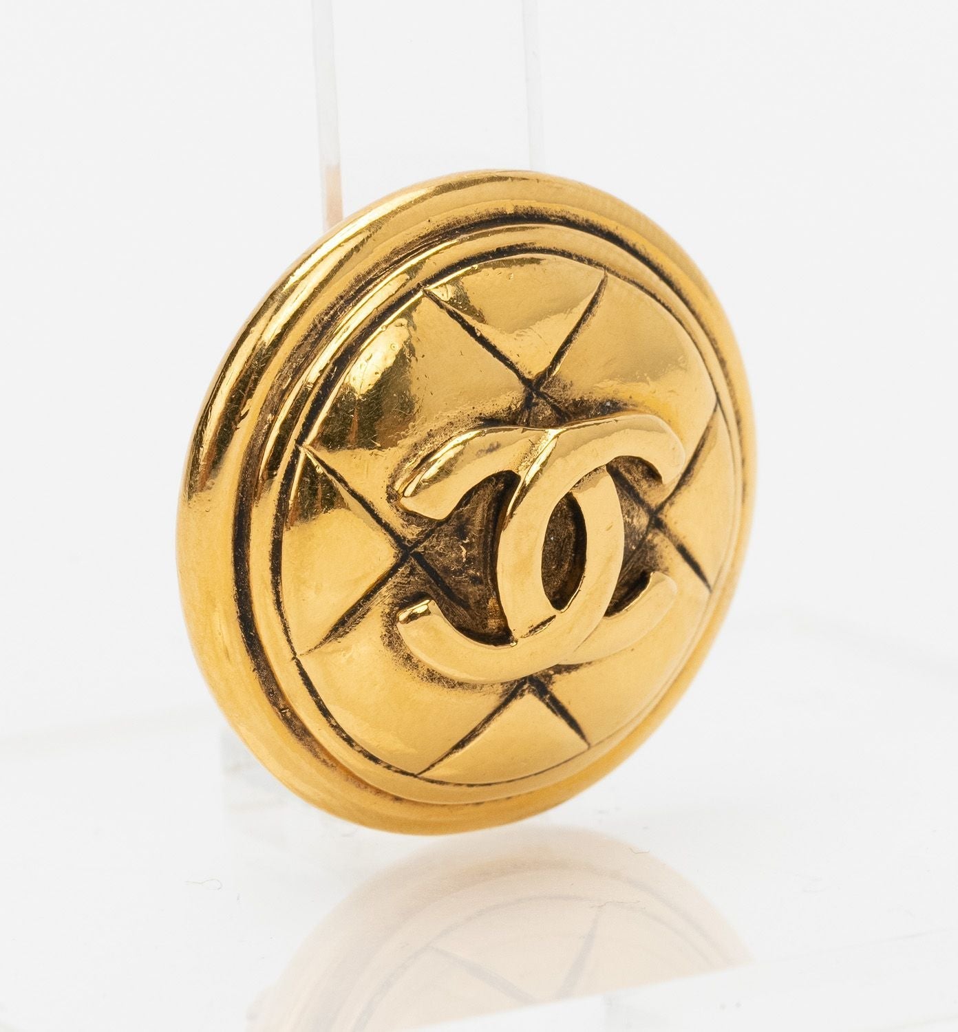 Chanel 80s Quilted Vintage Pin Gold