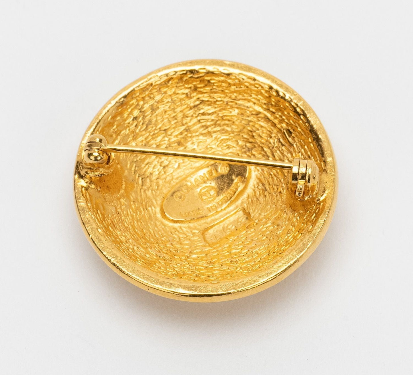 Chanel 80s Quilted Vintage Pin Gold