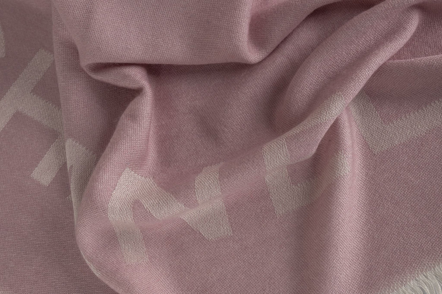 Chanel New Cashmere Shawl in RosÃÂÃÂ©
