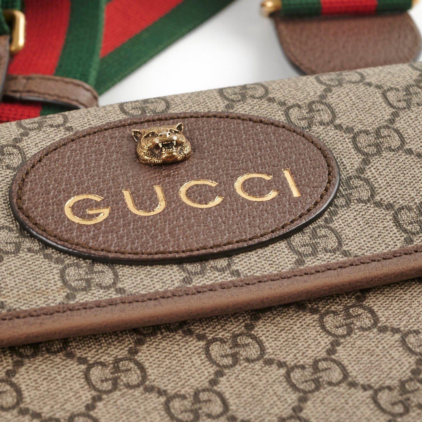 Gucci Neo  Supreme Messenger Bag