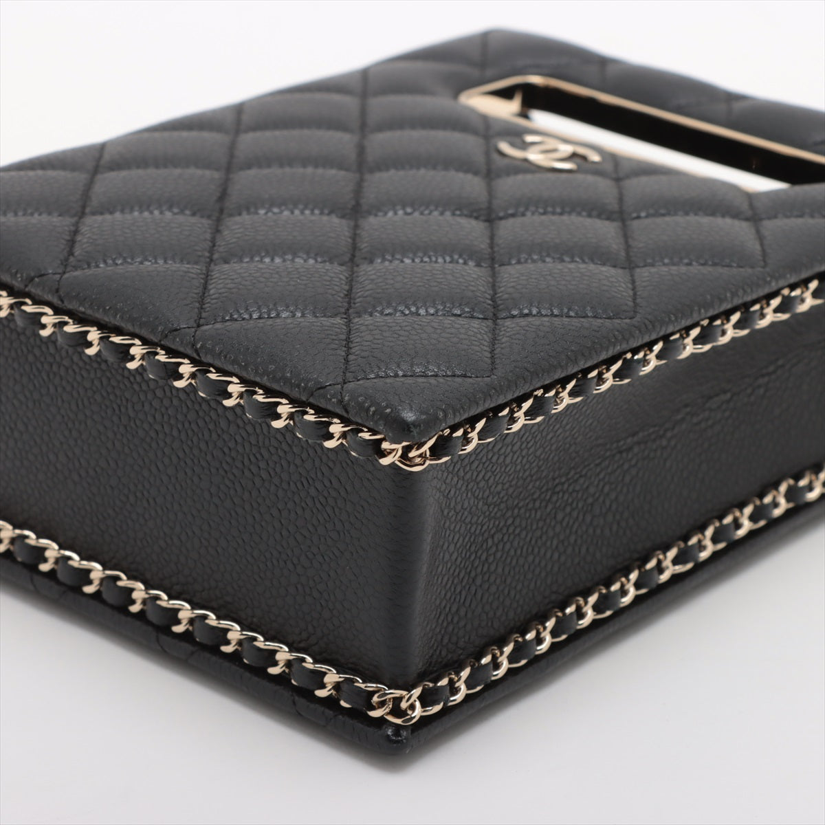 Chanel Shoulder Bag - Tiana Bags