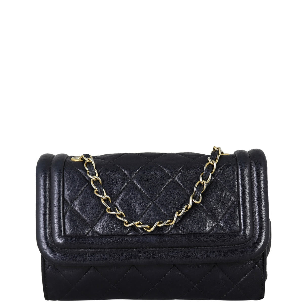 Chanel Vintage Quilted Flap Bag | Black