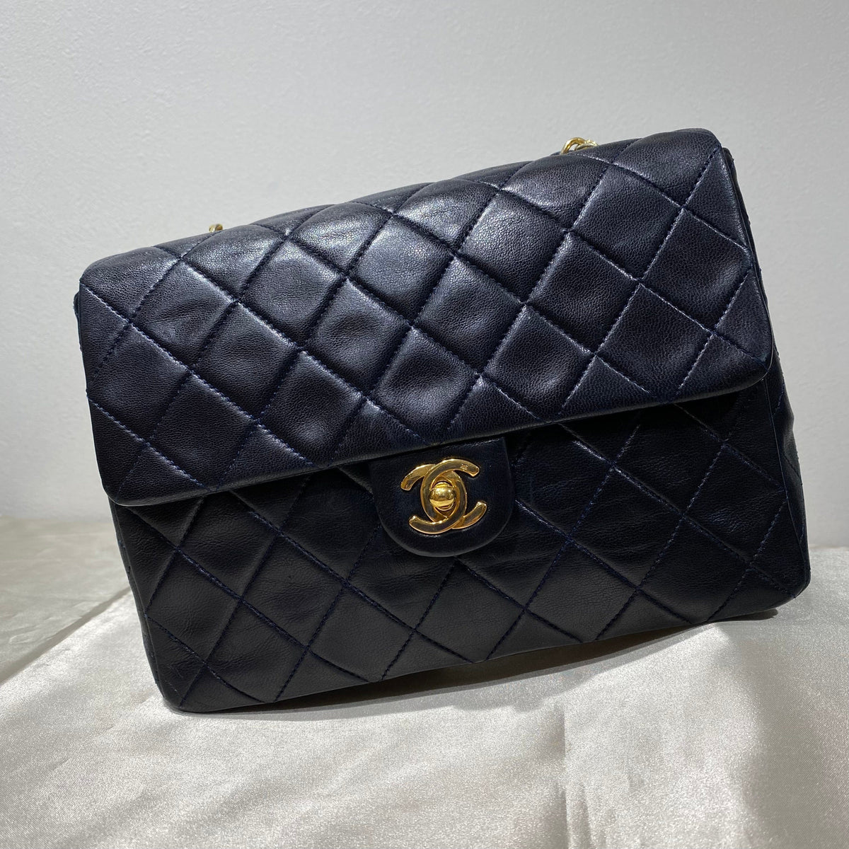 Chanel Shoulder Bag - Tiana Bags