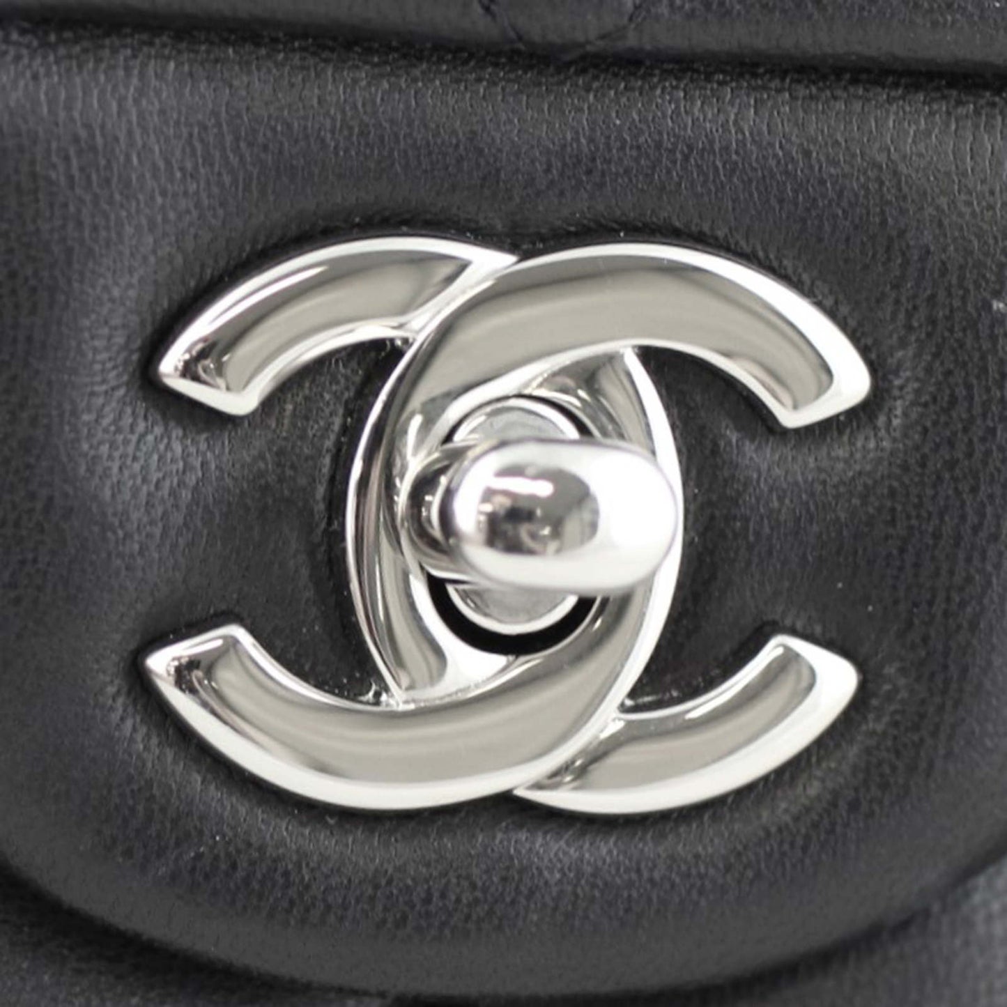 Chanel Classic Double Flap Medium
